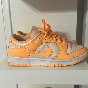 Women’s Dunk Low ‘Peach Cream’